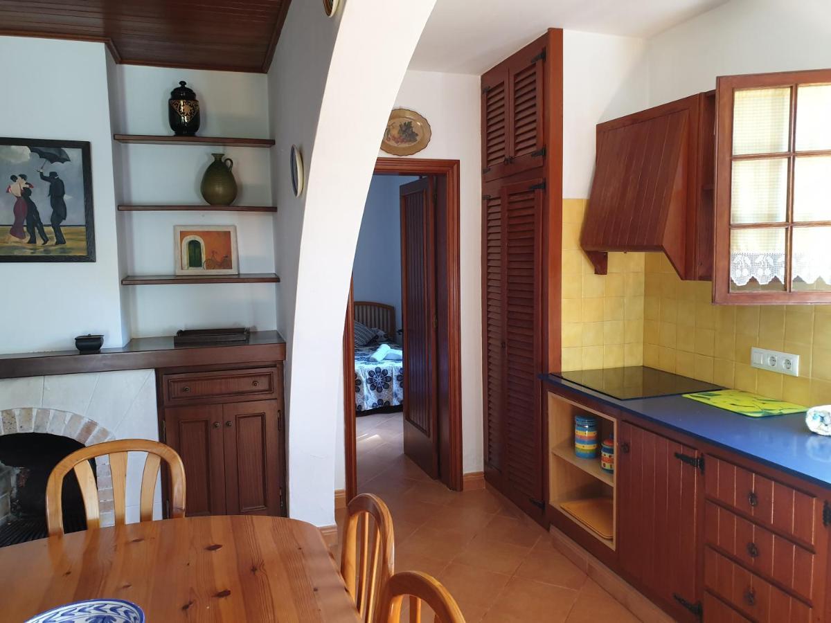 Villa Piscis Cala Blanca  Exterior photo